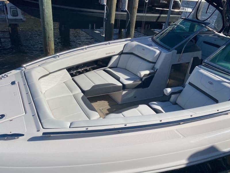 2016 Regal 3200 Bowrider