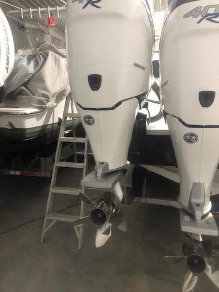 2019 Midnight Express 39 Cuddy