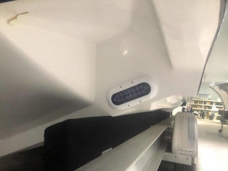 2019 Midnight Express 39 Cuddy