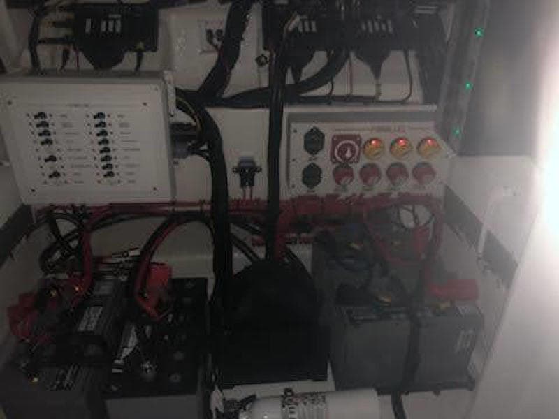 2019 Midnight Express 39 Cuddy