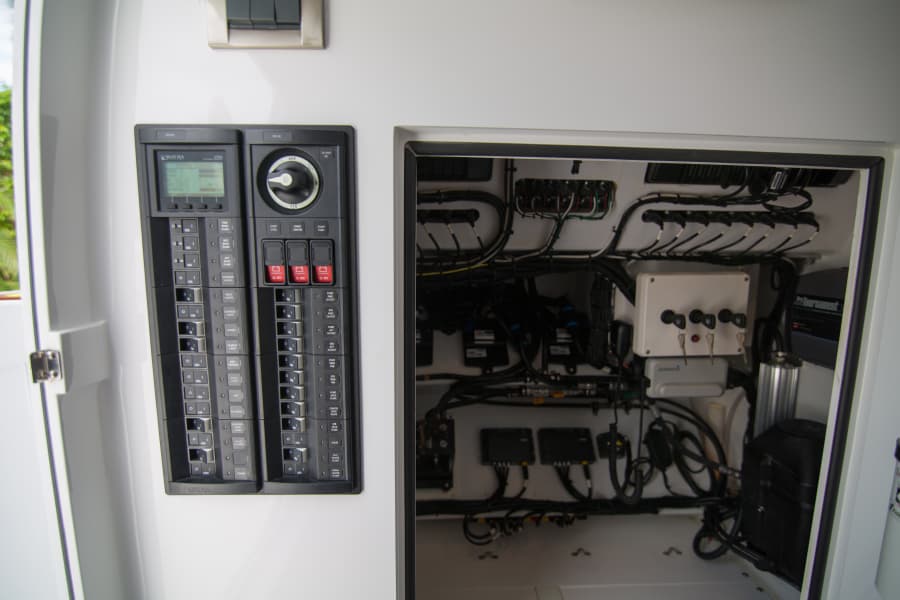 2022 Tribute Center Console