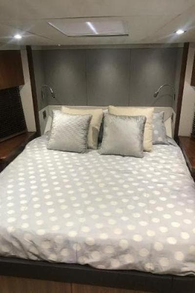 2015 Sunseeker Predator