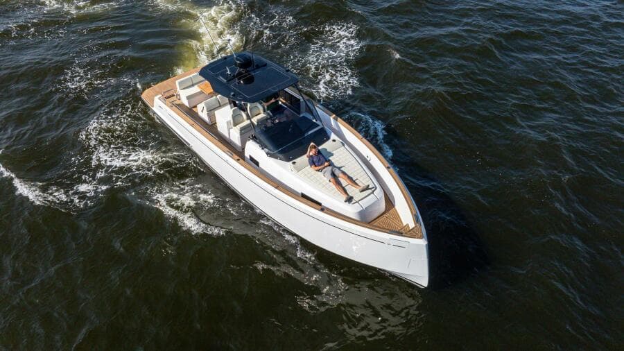 2025 Pardo Yachts 38 Walkaround - Photo 8