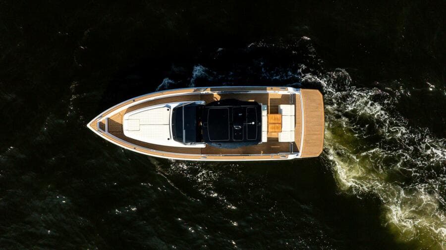 2025 Pardo Yachts 38 Walkaround - Photo 10