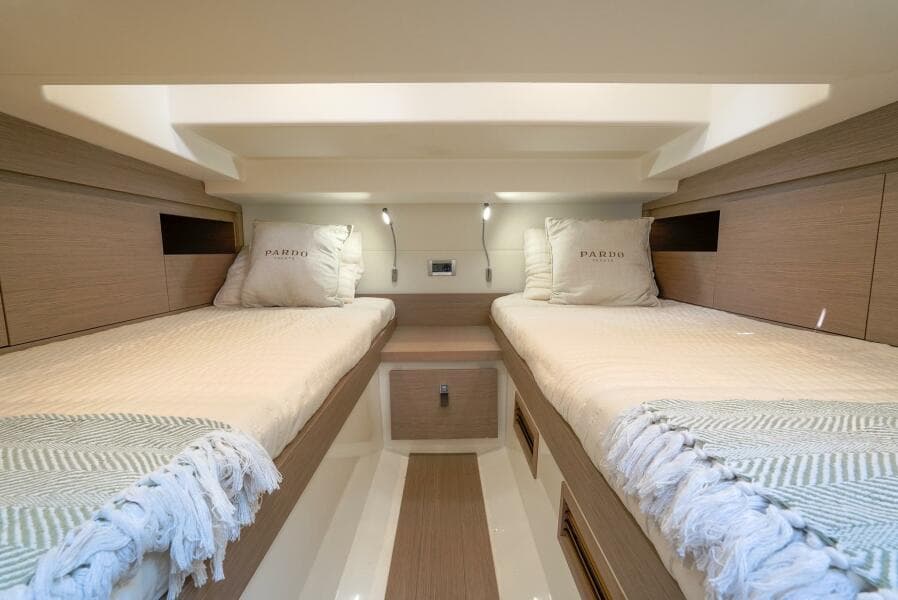 2025 Pardo Yachts 38 Walkaround - Photo 32