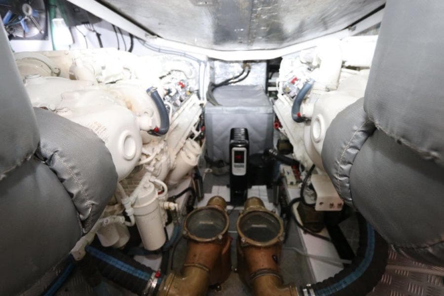 2004 Sunseeker Predator