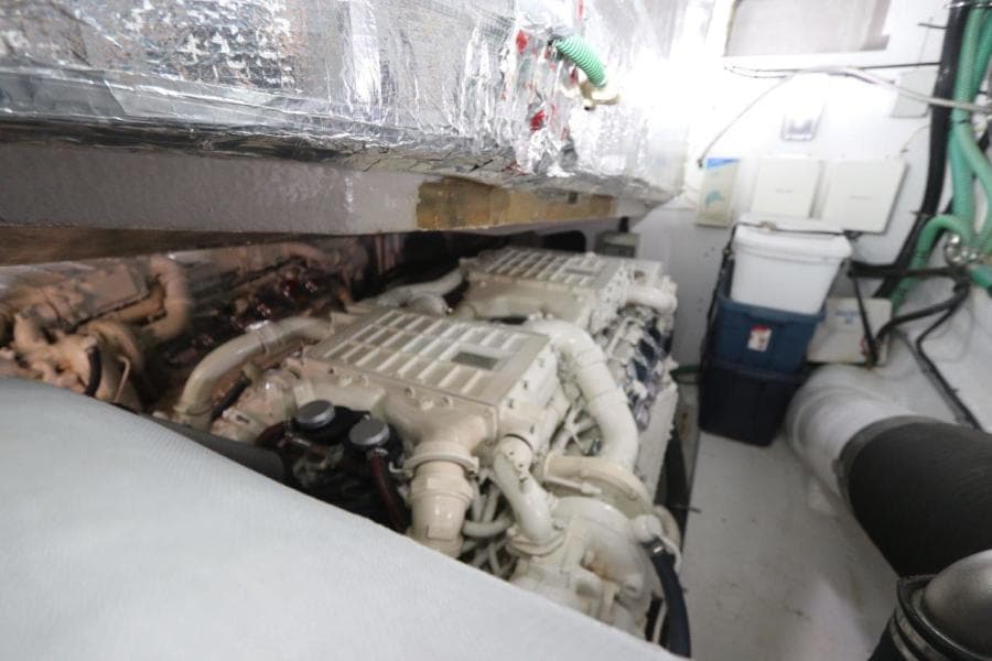 2004 Sunseeker Predator