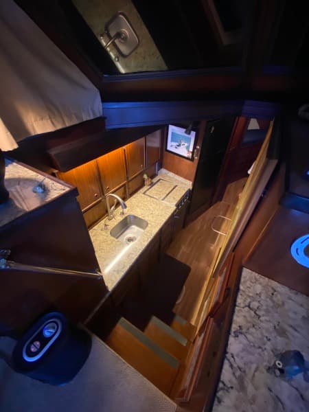 1986 Hatteras Sport Fish Convertible