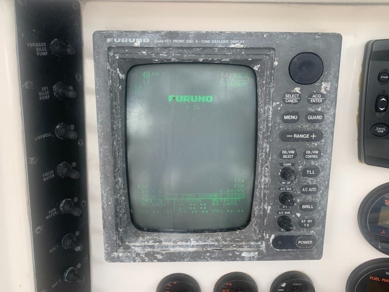 2001 Venture 34 Center Console