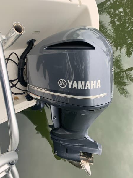 2015 World Cat 320 EC