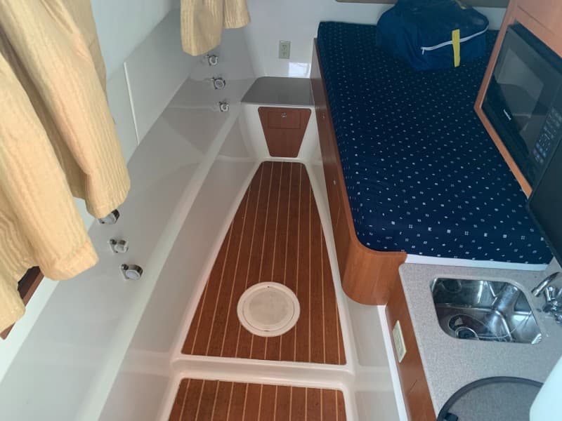 2015 World Cat 320 EC