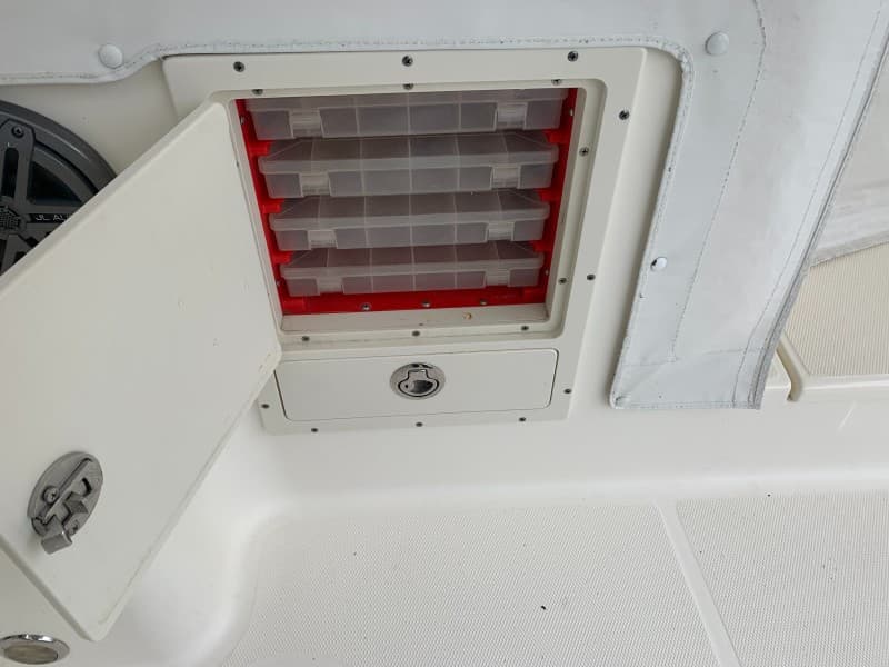 2015 World Cat 320 EC