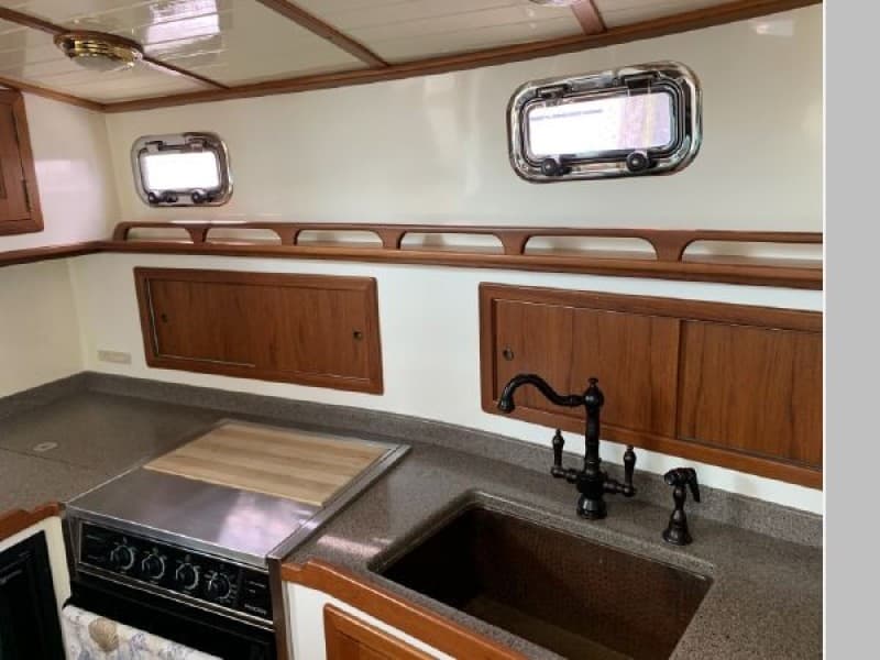 2007 Northern Bay 38