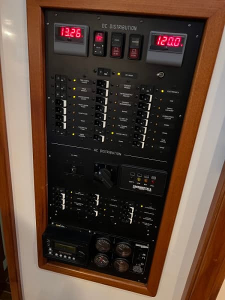 2007 Northern Bay 38