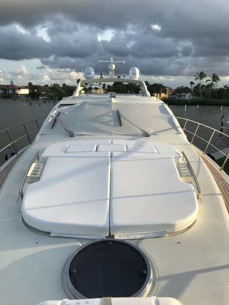 2007 Azimut 68S