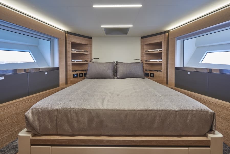 2021 Astondoa 66 Flybridge