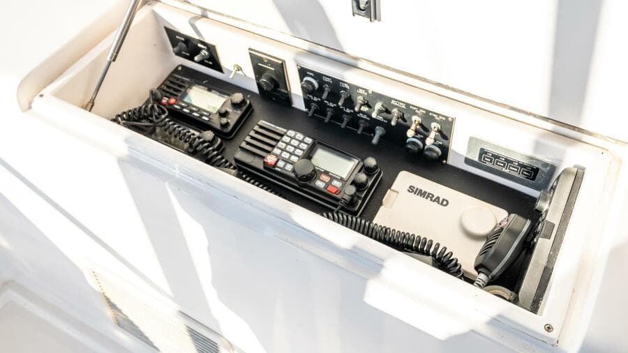 2002 Viking 52 Convertible