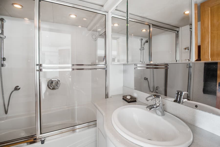 2000 Pacific Mariner 65 Motoryacht