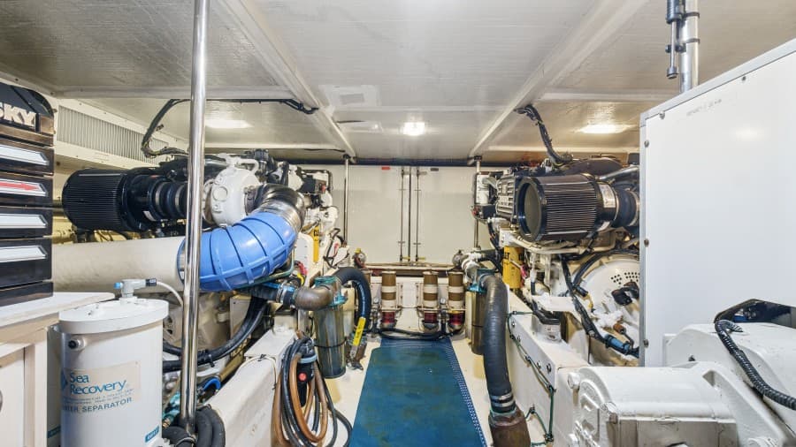 2000 Pacific Mariner 65 Motoryacht