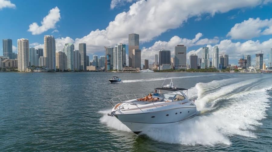 2006 Sunseeker Portofino 46