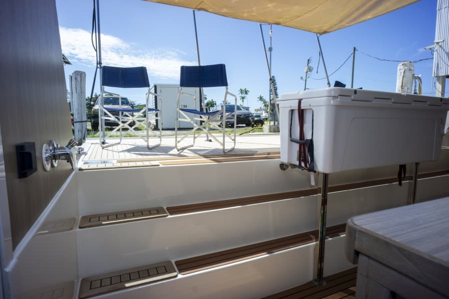 2000 Ferretti Yachts Custom Line 94