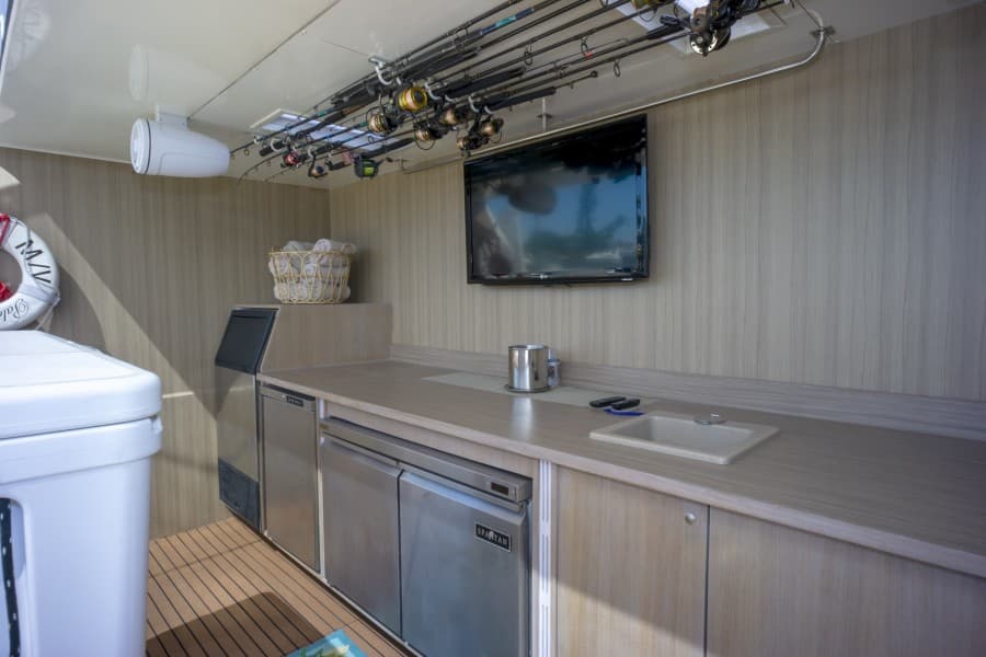 2000 Ferretti Yachts Custom Line 94