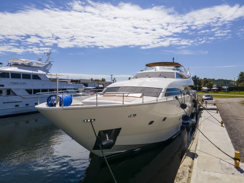 2000 Ferretti Yachts Custom Line 94