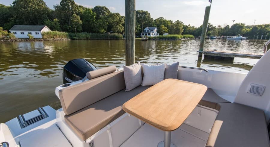 2026 Beneteau Antares 7