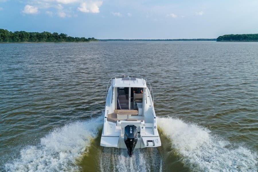 2026 Beneteau Antares 7