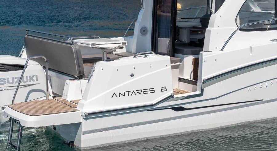 2026 Beneteau Antares 8