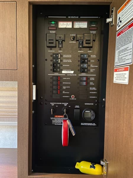 2013 Sea Ray 310 Sundancer