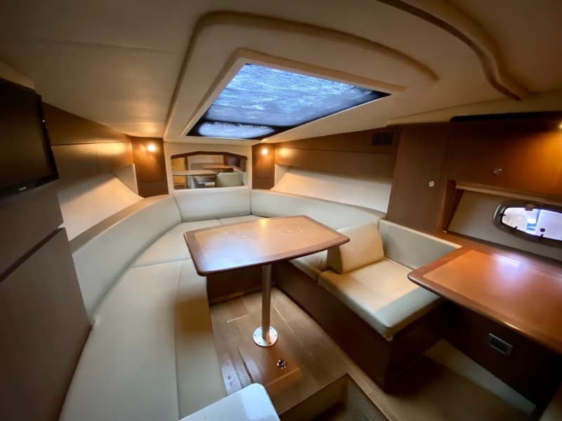 2013 Sea Ray 310 Sundancer