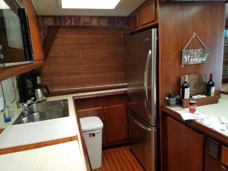 1988 Hatteras Convertible