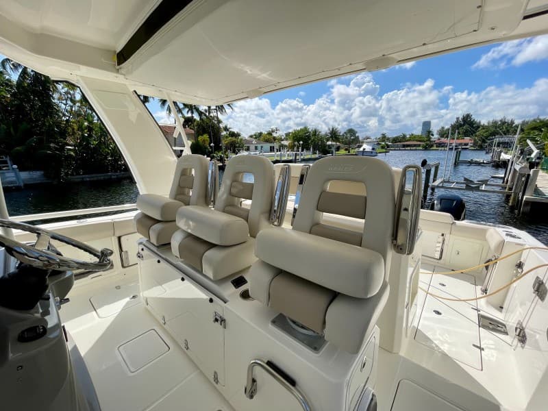 2016 Boston Whaler 420 Outrage