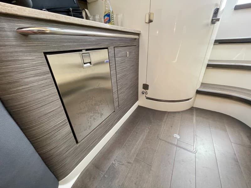 2016 Boston Whaler 420 Outrage