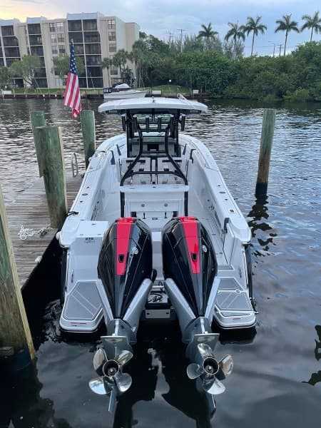 2022 Blackfin 272 CC