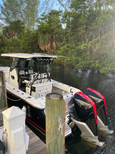 2022 Blackfin 272 CC