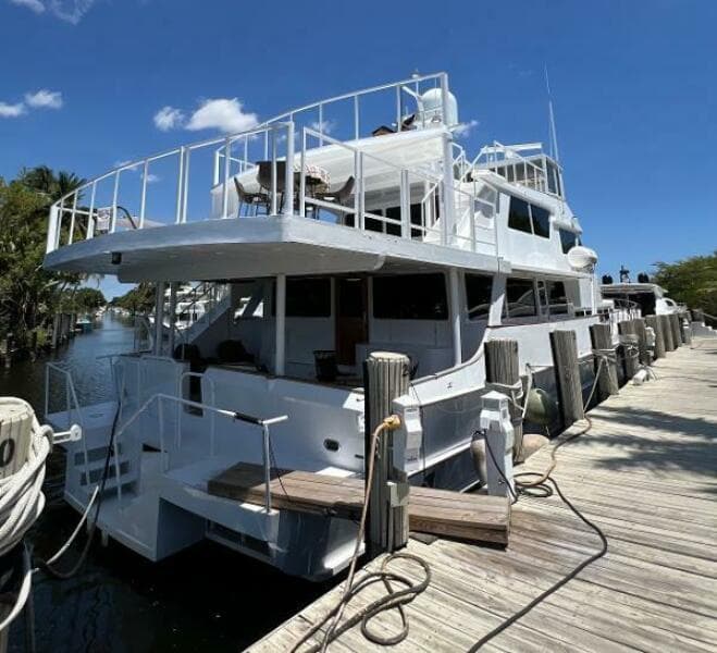 1983 Knight & Carver Custom Trideck