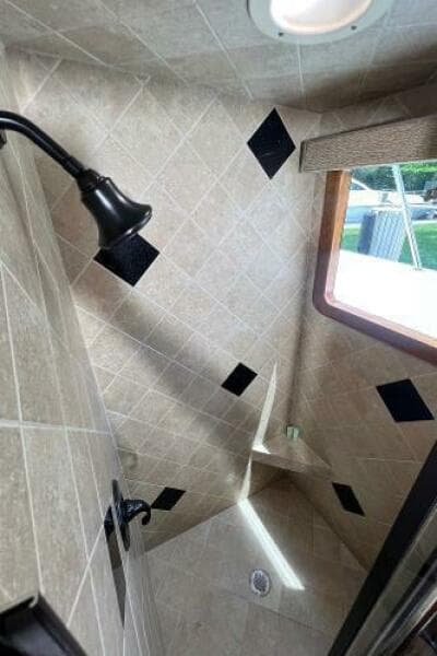 1983 Knight & Carver Custom Trideck