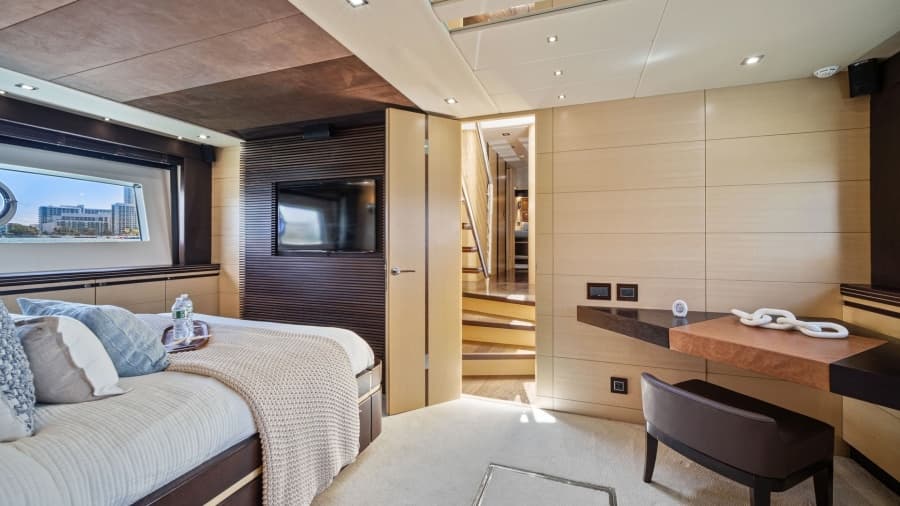 2013 Sunseeker 80 Predator