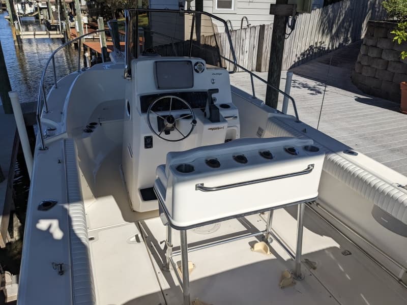 1998 Boston Whaler 23 Outrage