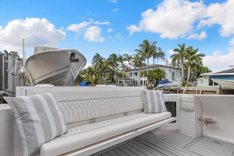 2021 Intrepid 438 Evolution