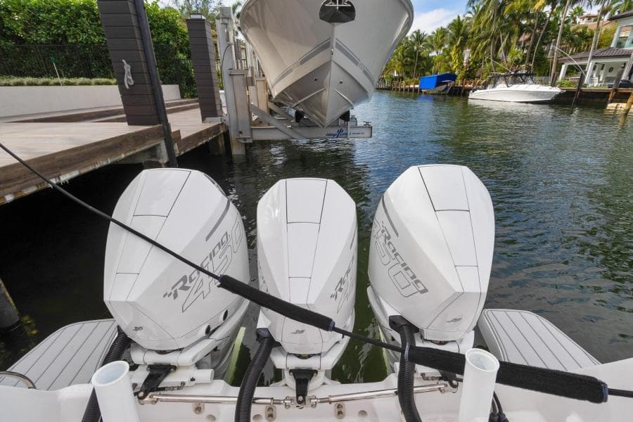 2021 Intrepid 438 Evolution