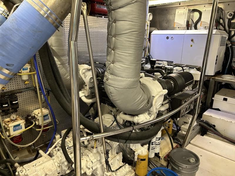 2002 President 100 Motor Yacht