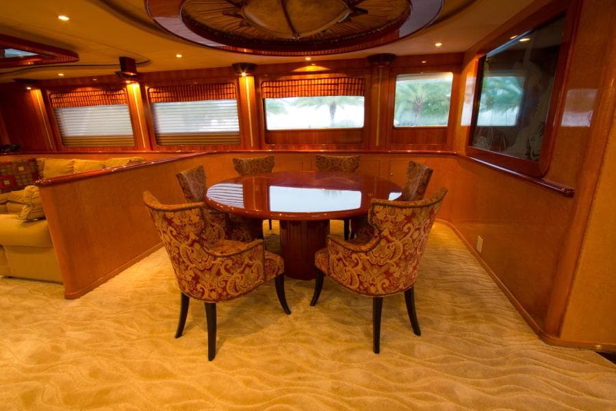 2002 President 100 Motor Yacht