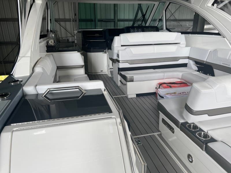 2021 Formula 380 Super Sport Crossover OB