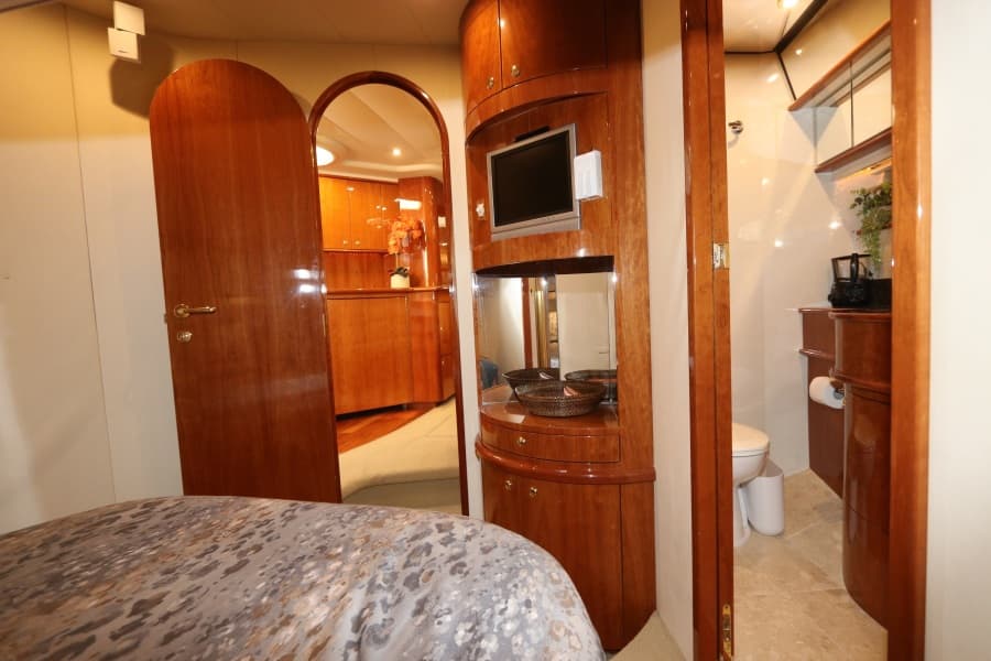 2005 Neptunus 56 Express