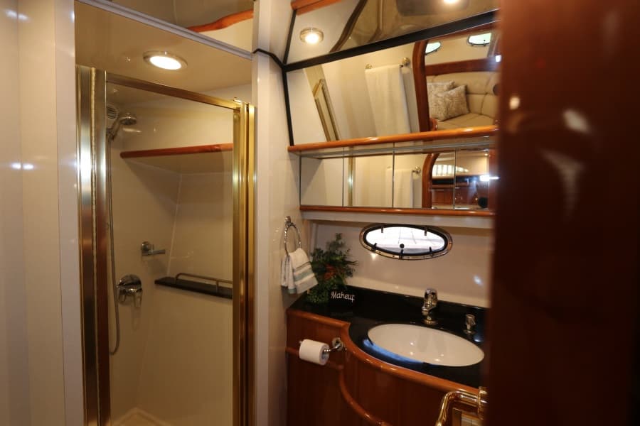 2005 Neptunus 56 Express