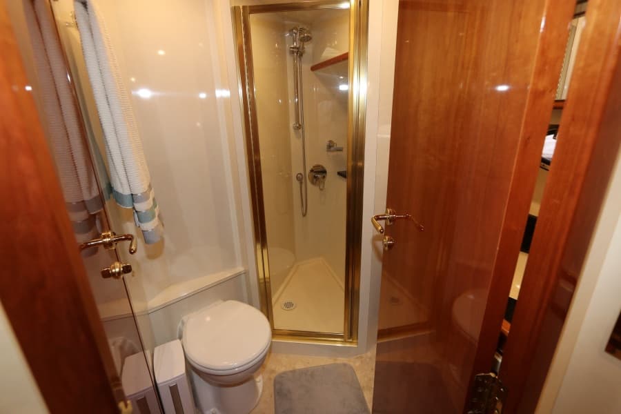 2005 Neptunus 56 Express