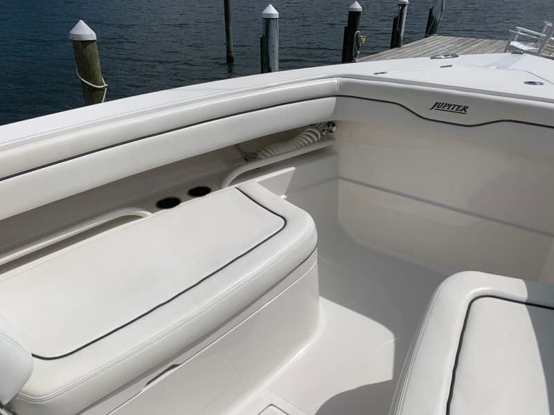 2018 Jupiter 30 HFS